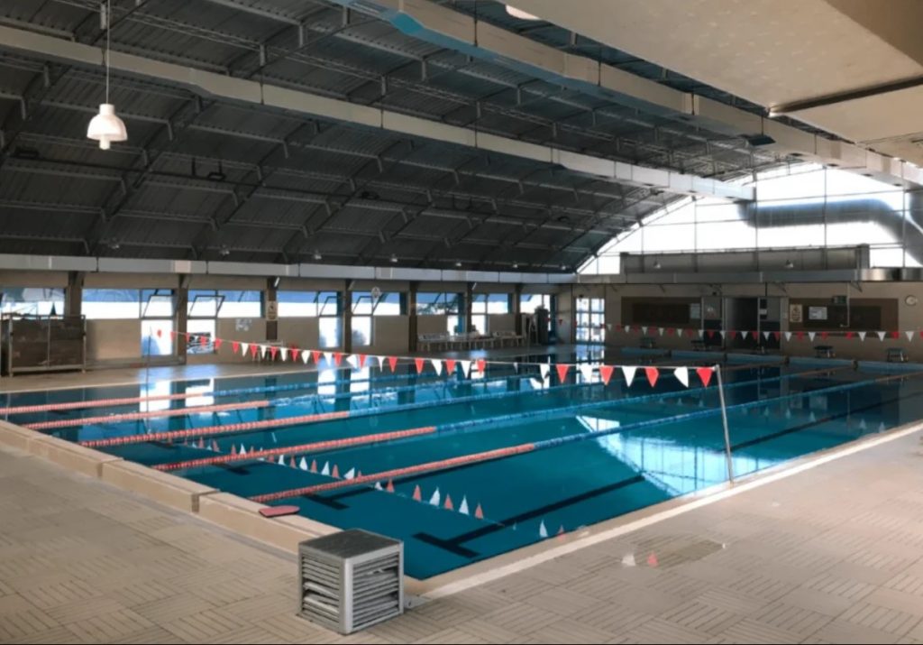 Akdeniz Üniversitesi Kapalı Yüzme Havuzu: Fiyatlar, Özellikler ve Yorumlar